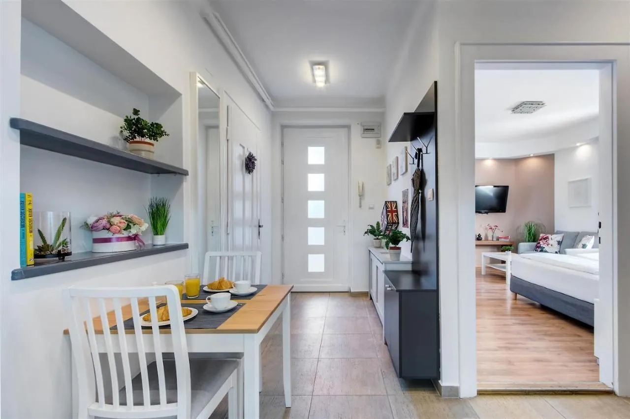 Premium Studio Szervita Square Budapest