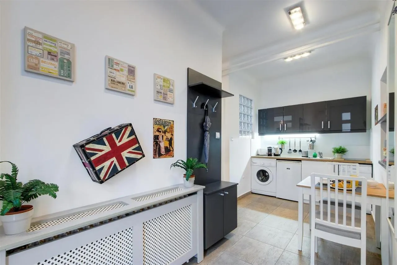 Premium Studio Szervita Square Budapest 0*,